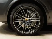 Gebraucht Porsche Cayenne 441 PS (324 kW) 2019 Grau SUV