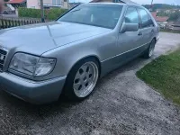 Brugt Mercedes E320 218 HK (160 kW) 1992 Sølv Sedan