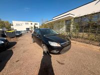 Używany Ford Focus 101 KM (74 kW) 2008 Czarny Kombi