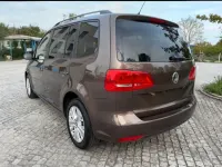 Gebraucht VW Touran Life 105 PS (77 kW) 2013 Braun Van / Kleinbus