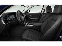 Gebraucht BMW 330e Advantage 292 PS (214 kW) 2019 Blau Limousine