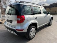 Gebraucht Skoda Yeti 110 PS (80 kW) 2015 Silber SUV