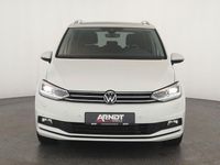 Gebraucht VW Touran Highline 150 PS (110 kW) 2025 Pure white Van / Kleinbus