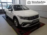Gebraucht VW Tiguan Allspace Elegance 150 PS (110 kW) 2024 Weiß SUV