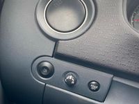 Gebraucht Mitsubishi Colt 95 PS (69 kW) 2011 Rot Kleinwagen