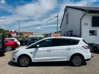 Gebraucht Ford S-MAX Titanium 150 PS (110 kW) 2018 Weiß Van / Kleinbus