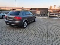 Gebraucht Audi A3 Ambiente 105 PS (77 kW) 2011 Grau Kleinwagen