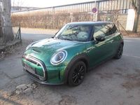Gebraucht Mini Cooper SE 135 kW (184 PS) 2022 Grün Kleinwagen