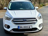 Gebraucht Ford Kuga Titanium 150 PS (110 kW) 2018 Weiß SUV