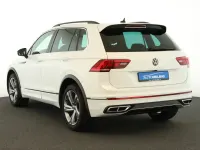 Gebraucht VW Tiguan R-line 150 PS (110 kW) 2024 Pure white SUV