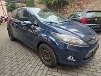 Gebraucht Ford Fiesta Trend 95 PS (69 kW) 2012 Blau Kleinwagen
