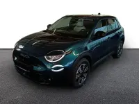 Neu Fiat 600 Icon 145 PS (106 kW) 2026 Grün SUV