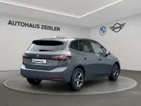Gebraucht BMW 220 Active Tourer Luxury Line 150 PS (110 kW) 2025 Sparkling kupfergrau Van / Kleinbus