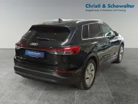 Gebraucht Audi Q4 e-tron Comfort 150 kW (204 PS) 2023 Mythosschwarz metallic SUV