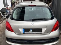 Gebraucht Peugeot 207 95 PS (69 kW) 2009 Grau Limousine