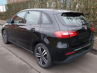 Gebraucht Mercedes B250e 160 PS (117 kW) 2022 Schwarz Van / Kleinbus