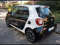 Gebraucht Smart ForFour Passion 71 PS (52 kW) 2015 Schwarz Kleinwagen
