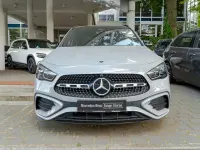 Gebraucht Mercedes GLA250 AMG 224 PS (164 kW) 2025 Manufaktur lack manufaktur alpingrau uni SUV