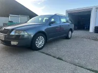Gebraucht Skoda Octavia LAURIN & KLEMENT 140 PS (102 kW) 2007 Grau Kombi
