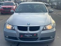 Brugt BMW 318 129 HK (94 kW) 2006 Blå Sedan