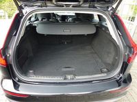 Gebraucht Volvo V60 Plus 197 PS (144 kW) 2022 Black stone Kombi
