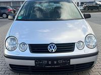 Gebraucht VW Polo 64 PS (47 kW) 2003 Silber Limousine