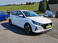 Gebraucht Hyundai i20 101 PS (74 kW) 2021 Weiß Kleinwagen