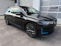 Gebraucht BMW iX Sport Line 239 kW (326 PS) 2024 Black sapphire metallic SUV