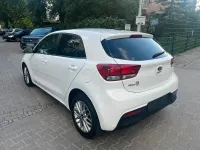 Gebraucht Kia Rio Premium 99 PS (72 kW) 2017 Weiß Kleinwagen