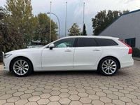 Gebraucht Volvo V90 Momentum 235 PS (172 kW) 2017 Weiss Kombi