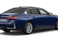 Gebraucht BMW 550e Comfort Edition 489 PS (359 kW) 2024 Blau Limousine
