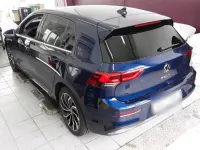Gebraucht VW Golf VIII 150 PS (110 kW) 2020 Blau Kleinwagen