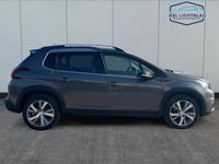 Gebraucht Peugeot 2008 Allure 110 PS (80 kW) 2018 Platinium SUV