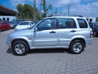 Gebraucht Suzuki Grand Vitara 128 PS (94 kW) 2003 Silber Limousine