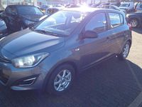Gebraucht Hyundai i20 Edition 86 PS (63 kW) 2014 Grau Kleinwagen