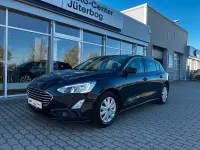 Używany Ford Focus Cool & Connect 101 KM (74 kW) 2019 Niebieski Sedan/Limuzyna