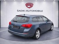 Gebraucht Opel Astra Eco 136 PS (100 kW) 2014 Blau Kombi