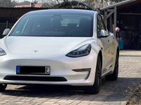 Second-hand Tesla Model 3 350 kW (476 CP) 2019 Alb Berlinǎ