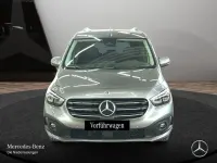 Gebraucht Mercedes T180 Progressive 131 PS (96 kW) 2026 Grau Van / Kleinbus