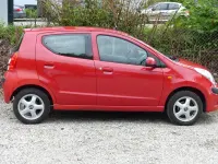Gebraucht Nissan Pixo Acenta 68 PS (50 kW) 2010 Rot Kleinwagen