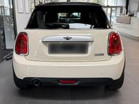 Gebraucht Mini Cooper 136 PS (100 kW) 2015 Weiß Kleinwagen