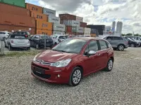 Używany Citroën C3 PureTech 68 KM (50 kW) 2014 Bordeux metallic Sedan/Limuzyna