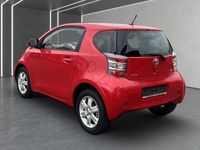 Gebraucht Toyota iQ Basis 68 PS (50 kW) 2009 Rot Kleinwagen