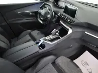 Gebraucht Peugeot 5008 Allure 131 PS (96 kW) 2019 Blanc nacre (metallic) SUV