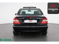 Gebraucht Mercedes CLK200 Elegance 184 PS (135 kW) 2008 Obsidianschwarz Coupé