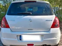 Gebraucht Suzuki Swift 92 PS (67 kW) 2010 Weiß Kleinwagen