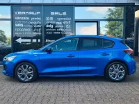 Gebraucht Ford Focus ST-Line X 155 PS (114 kW) 2023 Blau Limousine
