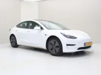Gebraucht Tesla Model 3 Standard Range 225 kW (306 PS) 2020 Weiß Limousine
