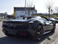 Gebraucht Ferrari 296 829 PS (609 kW) 2025 Grau Cabrio