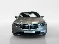 Gebraucht BMW 520 Sport Line 197 PS (144 kW) 2024 Oxidgrau Limousine